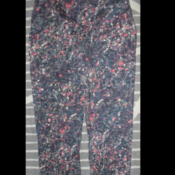 Gloria Vanderbilt Women's Amanda Jean Size 10 Floral Pattern Stretch Denim 98% C - Picture 1 of 7